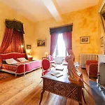 Panzió Chateau De 3*