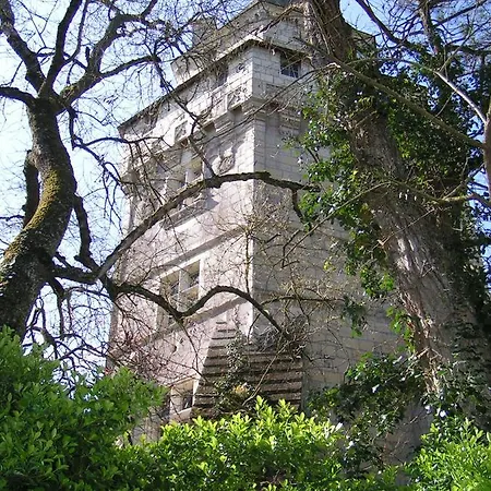 Bed & Breakfast Chateau De Ternay 3*
