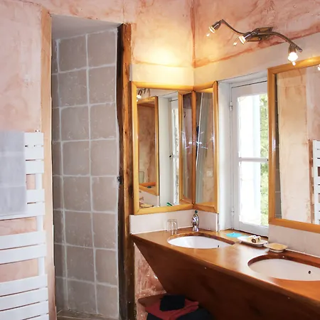 Demeure Chateau De 3* Ternay (Vienne)
