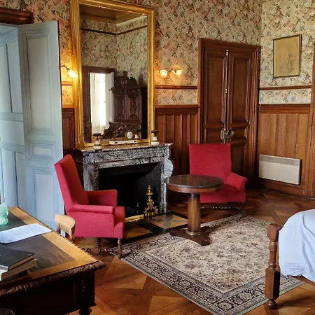 Chateau De Bed & Breakfast