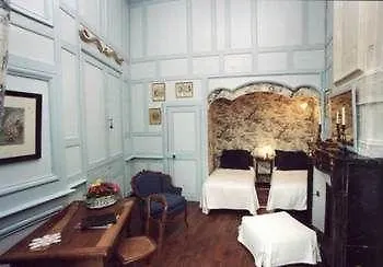 Demeure Chateau De