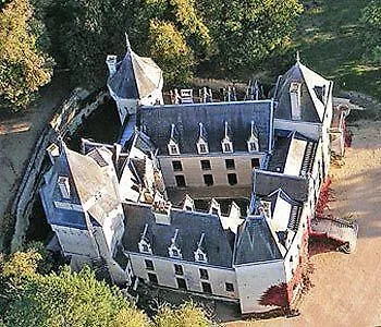 Chateau De Bed and Breakfast Ternay (Vienne)