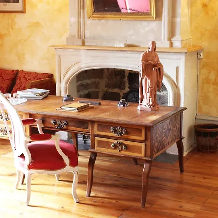 Demeure Chateau De Bed & Breakfast Ternay (Vienne)