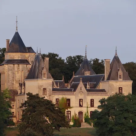 Chateau De Ternay 3* Ternay (Vienne)