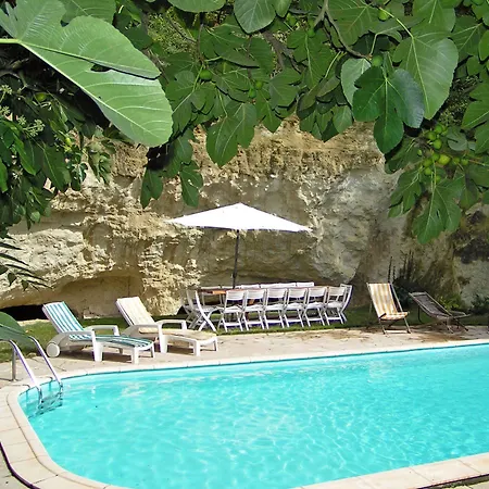 Bed & Breakfast Chateau De Ternay 3*