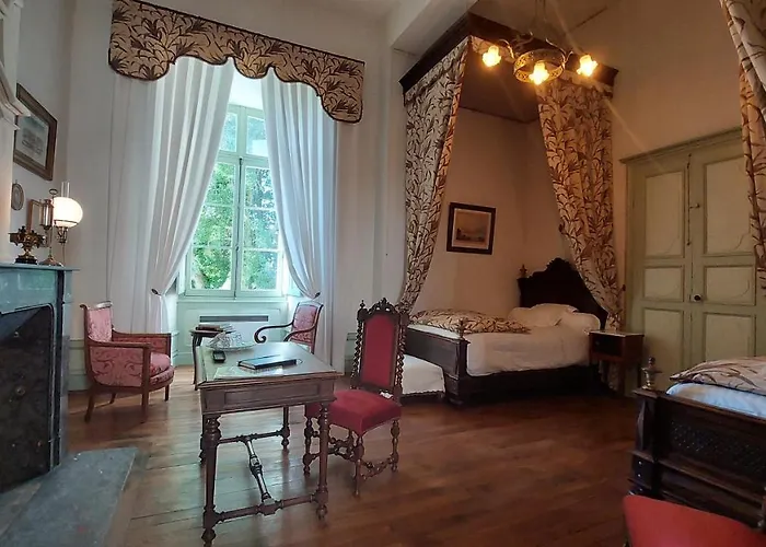 Demeure Chateau De Bed & Breakfast 3*