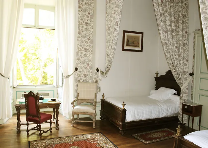Demeure Chateau De Bed & Breakfast 4*