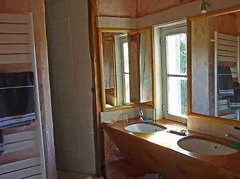 Demeure Chateau De Bed & Breakfast Ternay (Vienne)