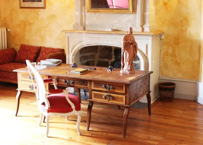 Demeure Chateau De Bed & Breakfast Ternay (Vienne)